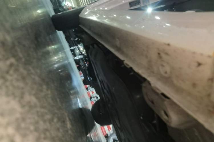 Used Wuling Hongguang MINIEV 2022 Macaron Premium Model – Lithium Iron Phosphate Right Side Sill