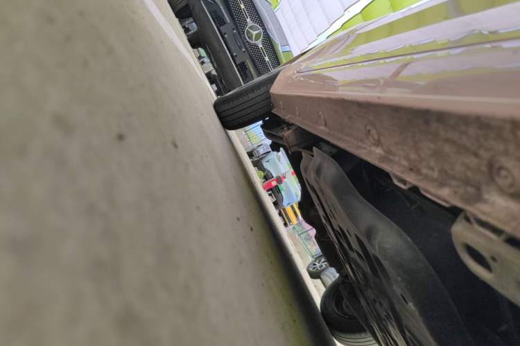 Used Wuling Hongguang MINIEV 2022 Macaron Fashion Model Lithium Iron Phosphate Right Side Sill