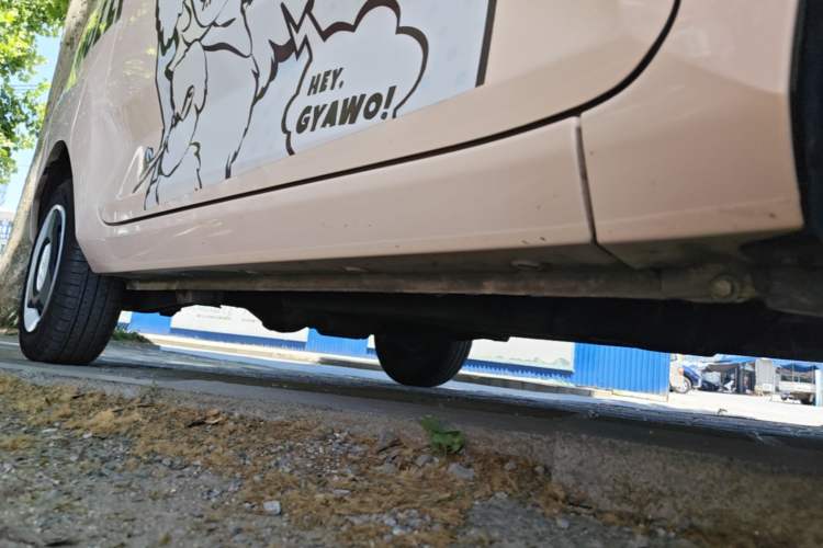 Used Wuling Hongguang MINIEV 2022 Zizai Version Lithium Iron Phosphate Right Side Sill