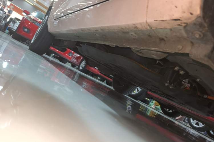 Used Wuling Hongguang MINIEV 2022 Macaron Premium Model – Lithium Iron Phosphate Right Side Sill