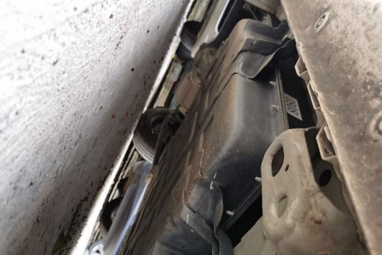 Used Wuling Hongguang MINIEV 2022 Macaron Premium Model – Lithium Iron Phosphate Right Side Sill