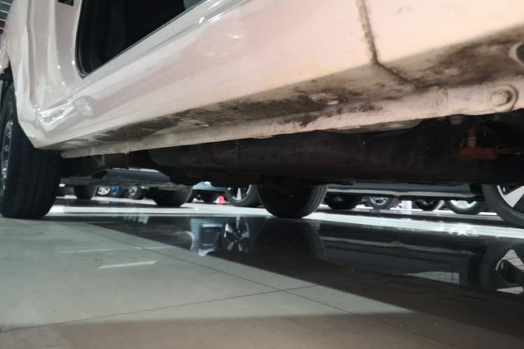 Used Wuling Hongguang MINIEV 2022 Macaron Premium Model – Lithium Ternary Battery Right Side Sill