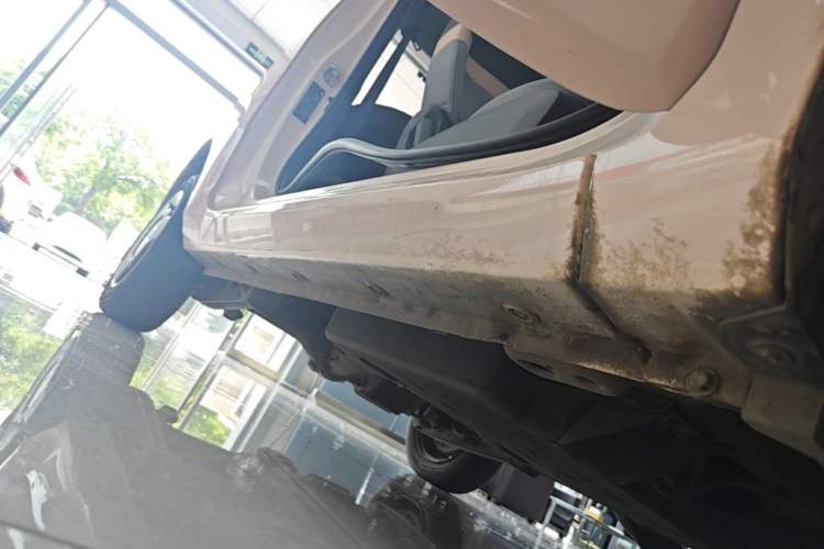 Used Wuling Hongguang MINIEV 2022 Macaron Fashion Model Lithium Iron Phosphate Right Side Sill