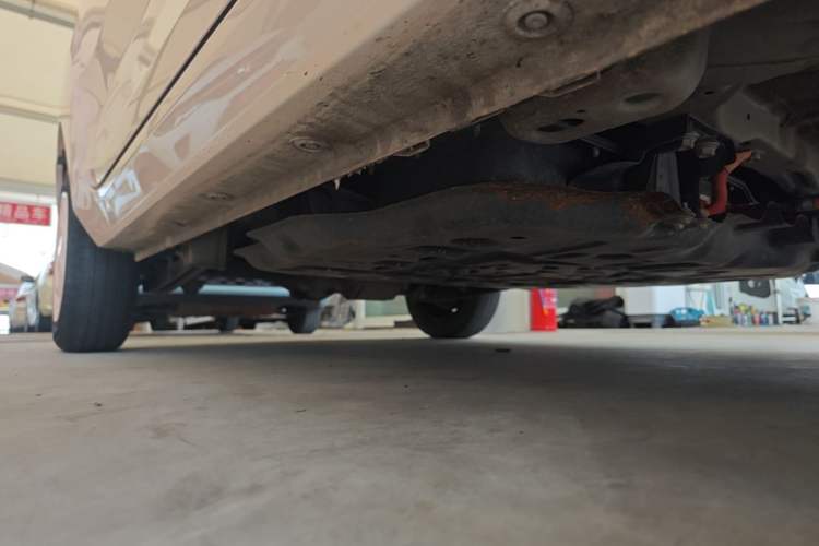 Used Wuling Hongguang MINIEV 2022 Macaron Premium Model – Lithium Iron Phosphate Right Side Sill