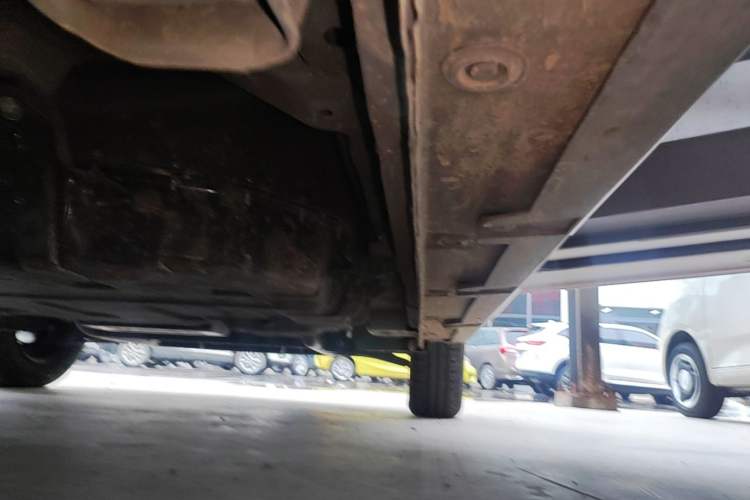 Used Wuling Hongguang MINIEV 2022 GAMEBOY 200km Gaming Edition with Lithium Iron Phosphate Right Side Sill