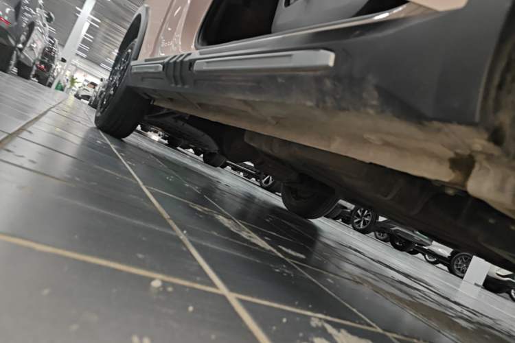 Used Wuling Hongguang MINIEV 2022 GAMEBOY 200km Gaming Edition with Lithium Iron Phosphate Right Side Sill