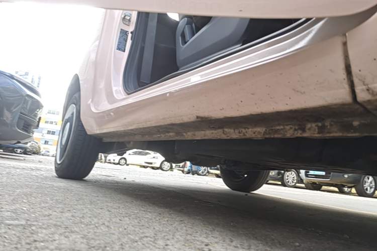 Used Wuling Hongguang MINIEV 2022 Macaron Fashion Model Lithium Iron Phosphate Right Side Sill