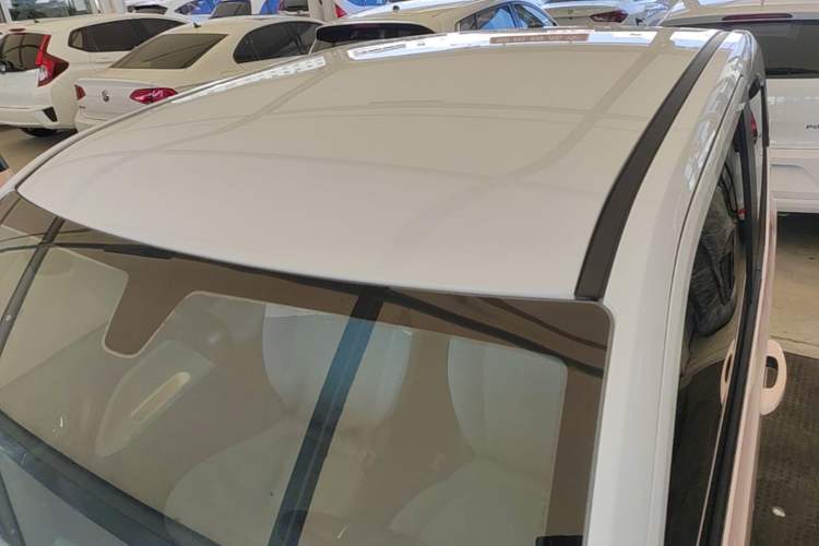 Used Wuling Hongguang MINIEV 2022 Macaron Fashion Model Lithium Iron Phosphate Roof