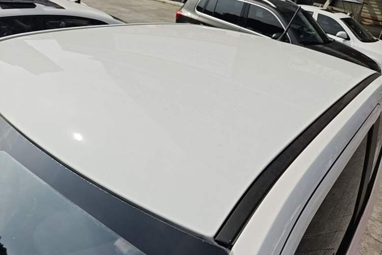 Used Wuling Hongguang MINIEV 2022 Macaron Fashion Model Lithium Iron Phosphate Roof
