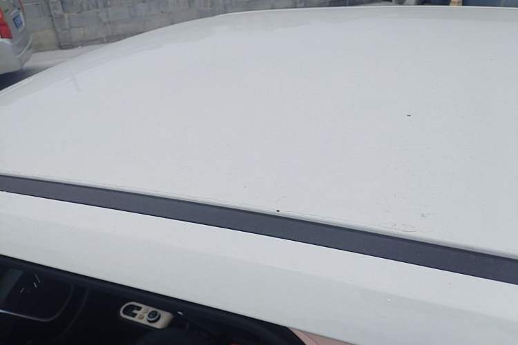 Used Wuling Hongguang MINIEV 2022 Macaron Premium Model – Lithium Iron Phosphate Roof