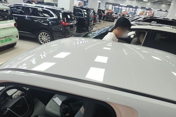 Used Wuling Hongguang MINIEV 2022 Macaron Premium Model – Lithium Iron Phosphate Roof