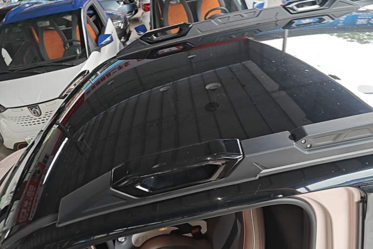 Used Wuling Hongguang MINIEV 2022 GAMEBOY 300km Enthusiast Model with Lithium Iron Phosphate Roof