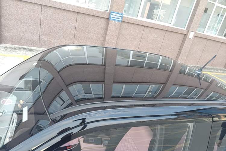 Used Wuling Hongguang MINIEV 2022 Macaron Premium Model – Lithium Iron Phosphate Roof