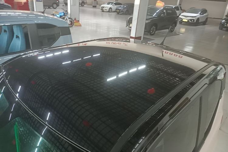 Used Wuling Hongguang MINIEV 2022 Macaron Premium Model – Lithium Iron Phosphate Roof