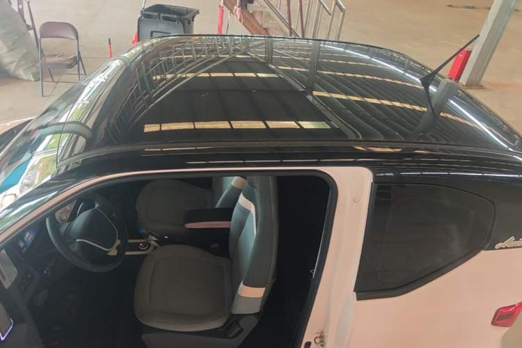 Used Wuling Hongguang MINIEV 2022 Macaron Premium Model – Lithium Iron Phosphate Roof