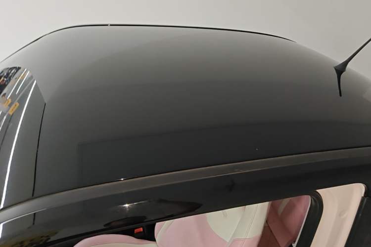 Used Wuling Hongguang MINIEV 2022 Macaron Premium Model – Lithium Iron Phosphate Roof