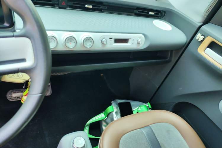 Used Wuling Hongguang MINIEV 2022 GAMEBOY 200km Gaming Edition with Lithium Iron Phosphate Audio And AC Panel