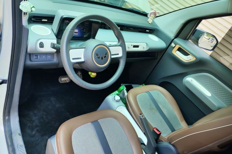 Used Wuling Hongguang MINIEV 2022 GAMEBOY 200km Gaming Edition with Lithium Iron Phosphate Center Console