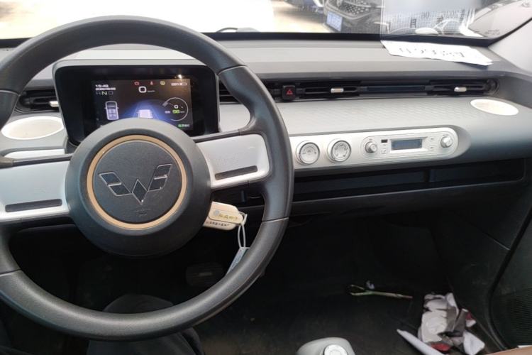 Used Wuling Hongguang MINIEV 2022 GAMEBOY 200km Gaming Edition with Lithium Iron Phosphate Center Console