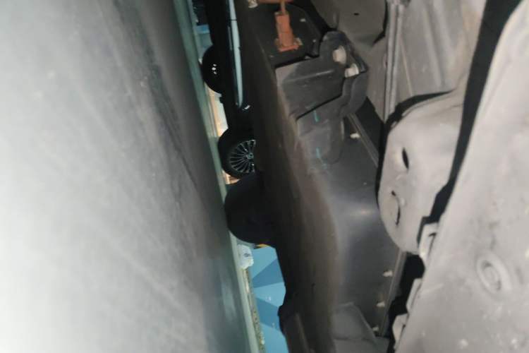 Used Wuling Hongguang MINIEV 2022 Macaron Fashion Model Lithium Iron Phosphate Chassis Front Left
