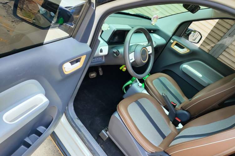 Used Wuling Hongguang MINIEV 2022 GAMEBOY 200km Gaming Edition with Lithium Iron Phosphate Driver Seat