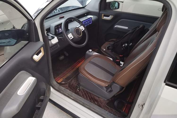 Used Wuling Hongguang MINIEV 2022 GAMEBOY 200km Gaming Edition with Lithium Iron Phosphate Driver Seat