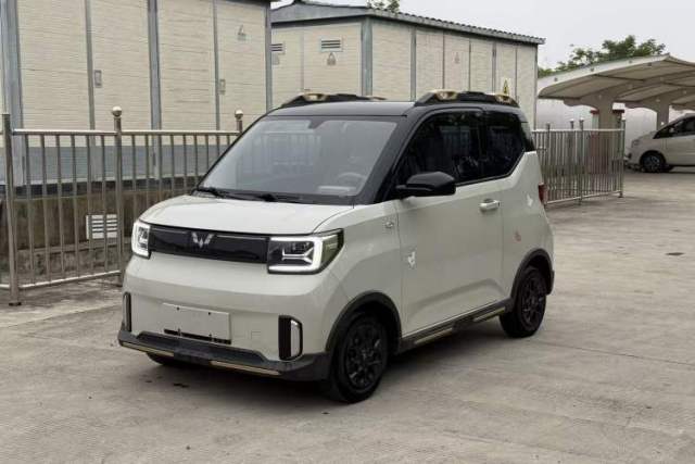 Used Wuling Hongguang MINIEV 2022 GAMEBOY 200km Gaming Edition with Lithium Iron Phosphate