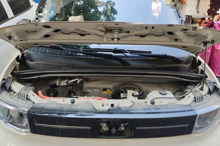 Used Wuling Hongguang MINIEV 2022 Macaron Premium Model – Lithium Iron Phosphate Engine Bay