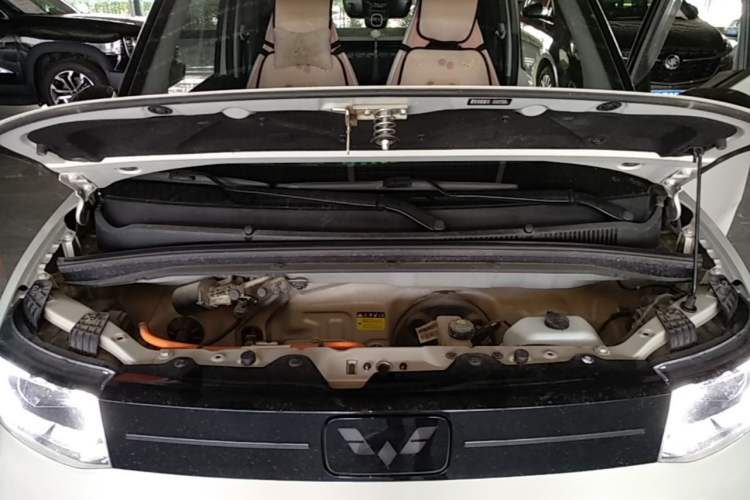 Used Wuling Hongguang MINIEV 2022 Macaron Premium Model – Lithium Iron Phosphate Engine Bay