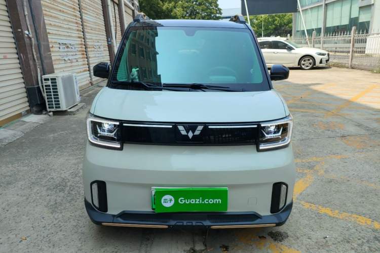 Used Wuling Hongguang MINIEV 2022 GAMEBOY 200km Gaming Edition with Lithium Iron Phosphate Front