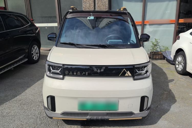 Used Wuling Hongguang MINIEV 2022 GAMEBOY 200km Gaming Edition with Lithium Iron Phosphate Front