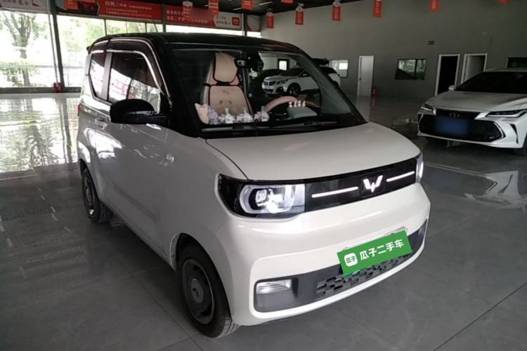 Used Wuling Hongguang MINIEV 2022 Macaron Premium Model – Lithium Iron Phosphate Front Right 45 Deg