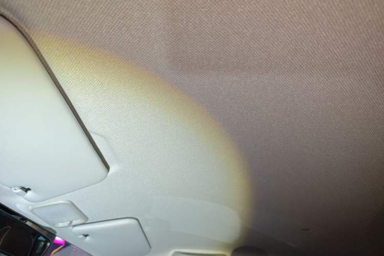 Used Wuling Hongguang MINIEV 2022 GAMEBOY 200km Gaming Edition with Lithium Iron Phosphate Headliner