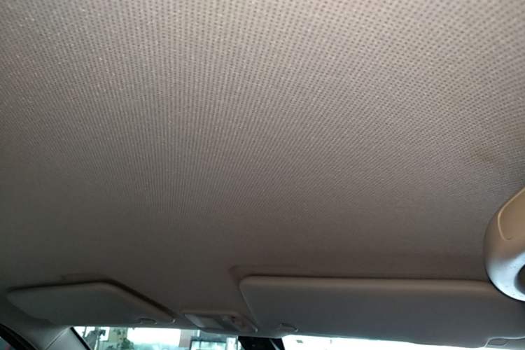 Used Wuling Hongguang MINIEV 2022 Macaron Premium Model – Lithium Iron Phosphate Headliner
