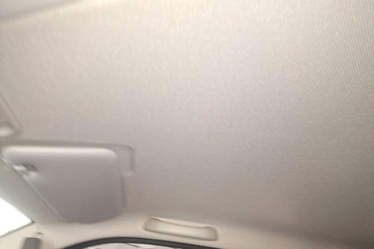 Used Wuling Hongguang MINIEV 2022 Macaron Premium Model – Lithium Iron Phosphate Headliner