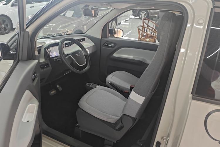 Used Wuling Hongguang MINIEV 2022 Macaron Premium Model – Lithium Iron Phosphate Left Front Seat