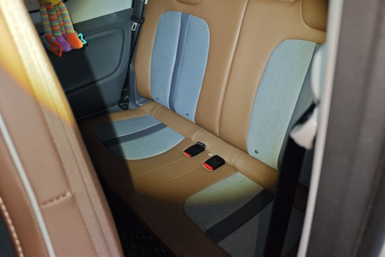 Used Wuling Hongguang MINIEV 2022 GAMEBOY 200km Gaming Edition with Lithium Iron Phosphate Left Rear Seat