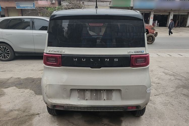 Used Wuling Hongguang MINIEV 2022 Macaron Fashion Model Lithium Iron Phosphate Rear