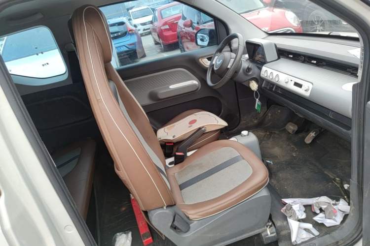 Used Wuling Hongguang MINIEV 2022 GAMEBOY 200km Gaming Edition with Lithium Iron Phosphate Right Front Seat