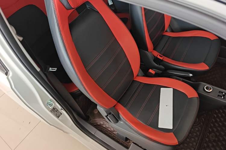 Used Wuling Hongguang MINIEV 2022 Macaron Fashion Edition Lithium-Nickel-Cobalt-Alpha-oxide Right Front Seat