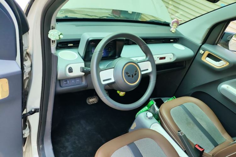 Used Wuling Hongguang MINIEV 2022 GAMEBOY 200km Gaming Edition with Lithium Iron Phosphate Steering Wheel