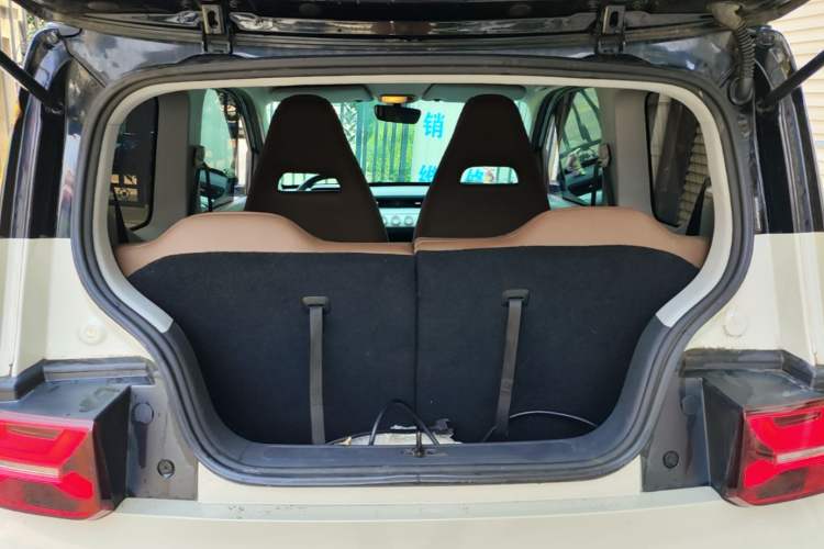 Used Wuling Hongguang MINIEV 2022 GAMEBOY 200km Gaming Edition with Lithium Iron Phosphate Trunk