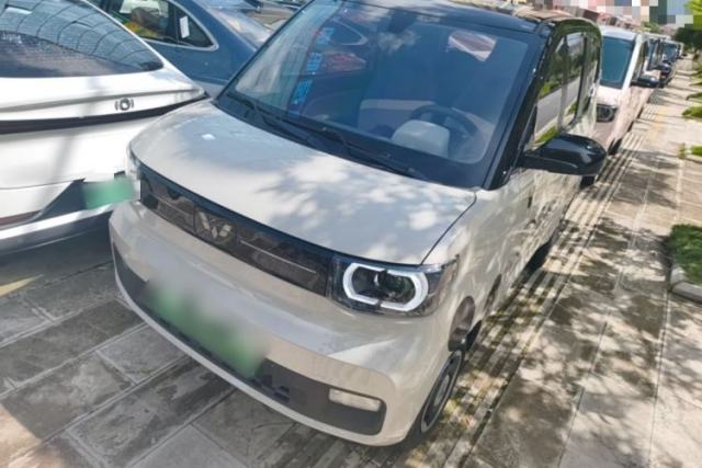 Used Wuling Hongguang MINIEV 2022 Macaron Premium Model – Lithium Ternary Battery