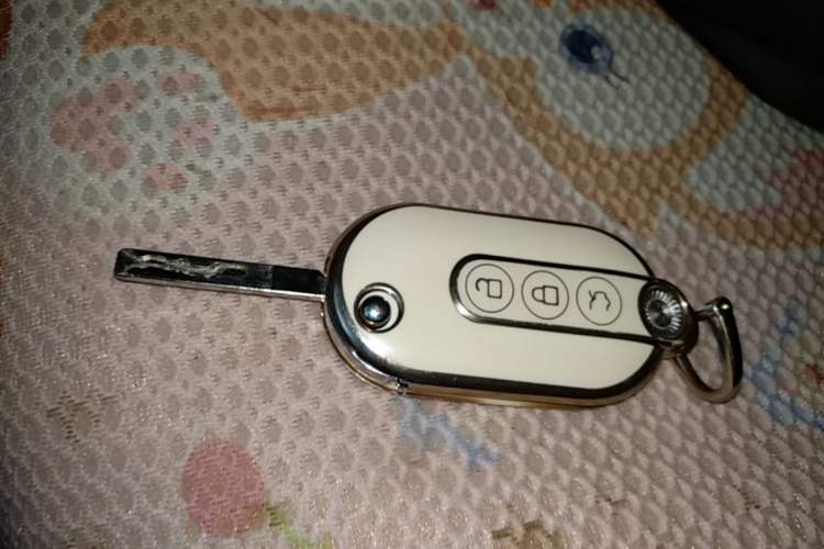 Used Wuling Hongguang MINIEV 2022 Macaron Premium Model – Lithium Iron Phosphate Vehicle Key