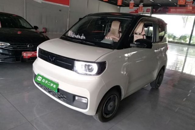 Used Wuling Hongguang MINIEV 2022 Macaron Premium Model – Lithium Iron Phosphate