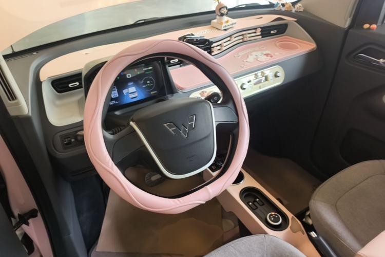 Used Wuling Hongguang MINIEV 2022 Macaron Premium Model – Lithium Iron Phosphate Steering Wheel