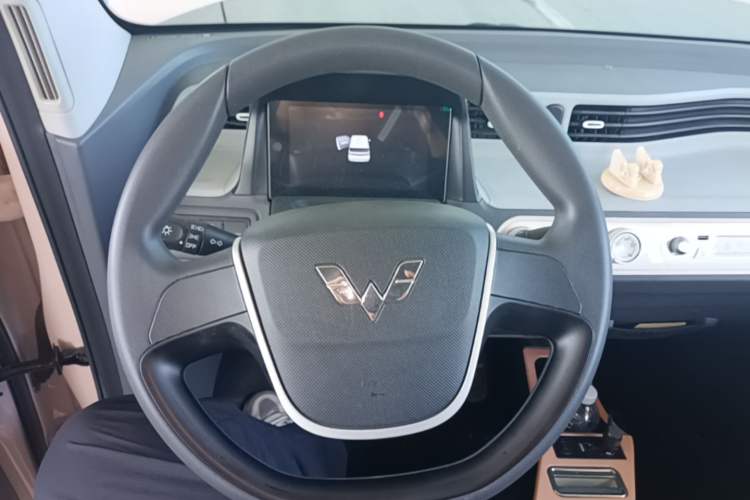 Used Wuling Hongguang MINIEV 2022 Enjoy Edition Lithium Iron Phosphate Steering Wheel
