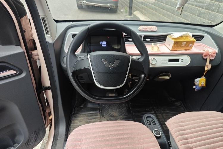 Used Wuling Hongguang MINIEV 2022 Easy Version Lithium-NMC Steering Wheel