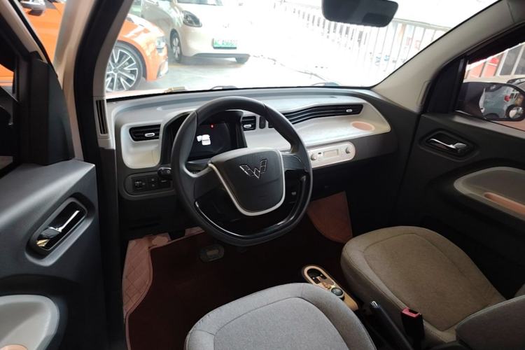 Used Wuling Hongguang MINIEV 2022 Macaron Premium Model – Lithium Ternary Battery Steering Wheel