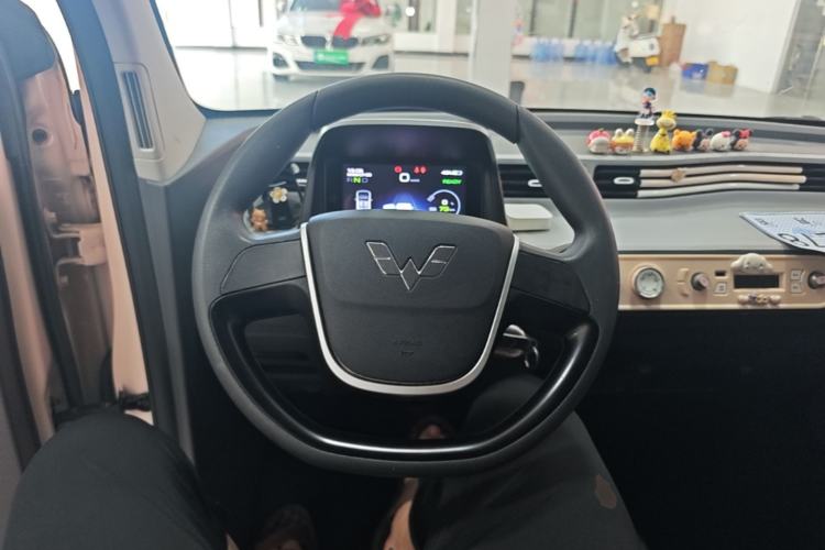 Used Wuling Hongguang MINIEV 2022 Macaron Premium Model – Lithium Iron Phosphate Steering Wheel